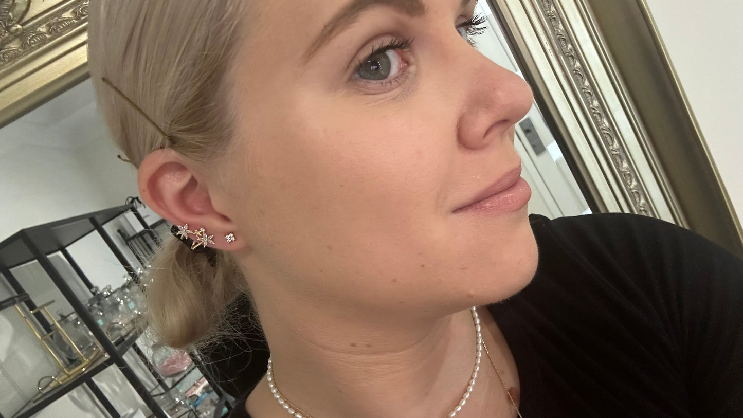 Mira Pearl Necklace