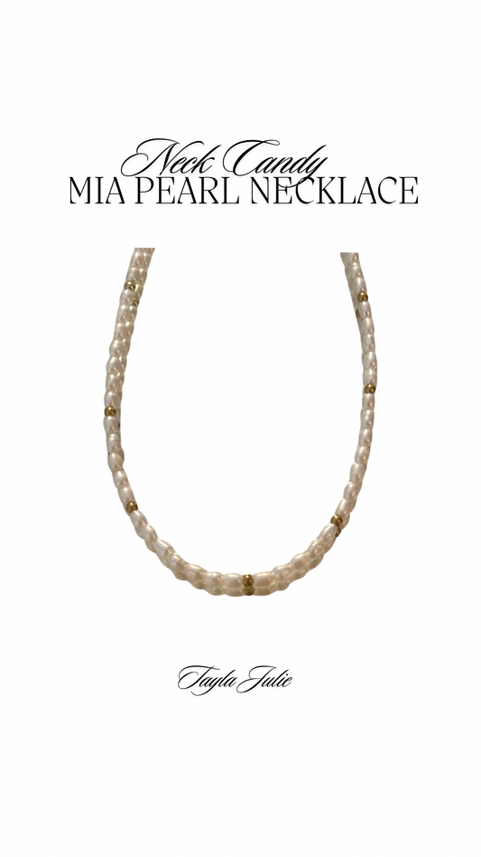 Mia Pearl Necklace